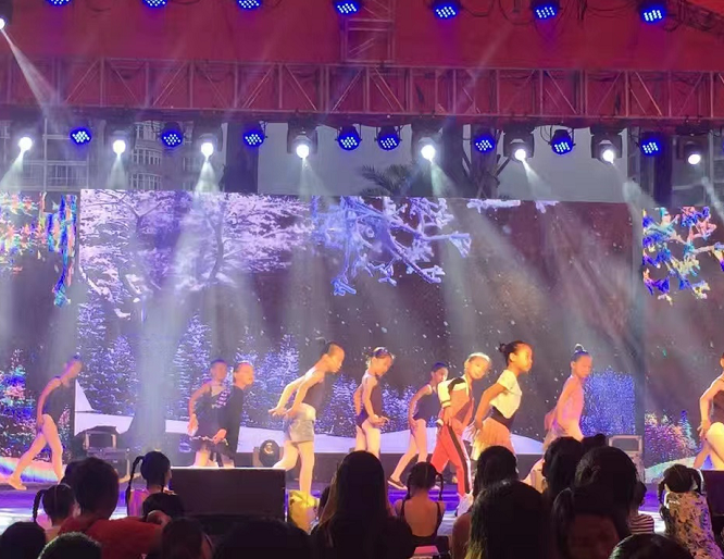 燈光音響租賃是否合適找經(jīng)驗的人問了便知