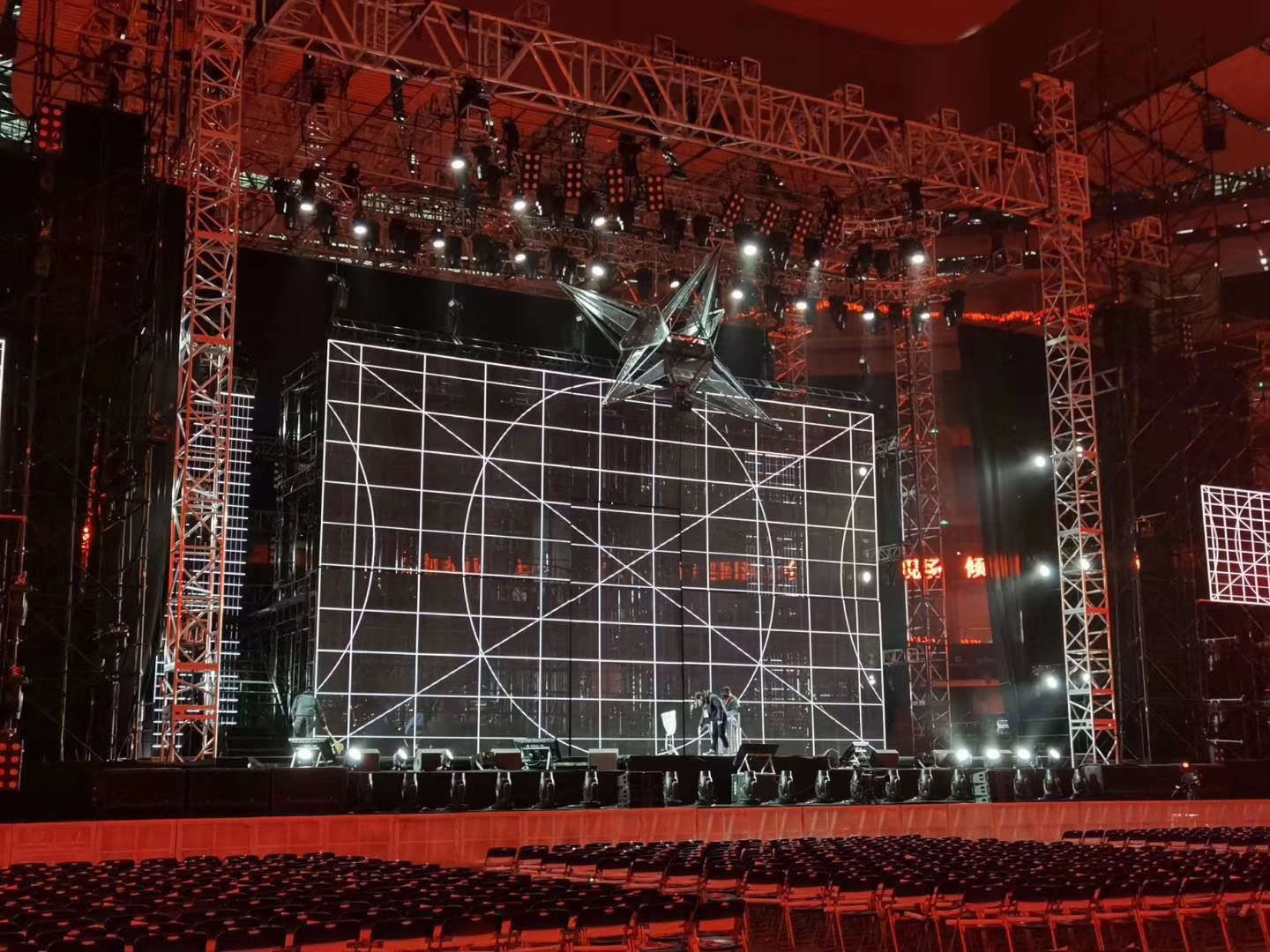 如何縮減舞臺設備租賃成本？