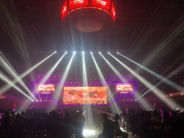 奧體巨星行動嘉年華舞臺設備租賃案例