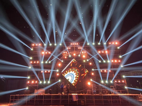 探討不同地區燈光租賃的共同之處