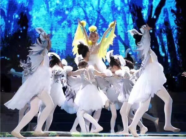 “六一”文藝匯演寧波燈光租賃