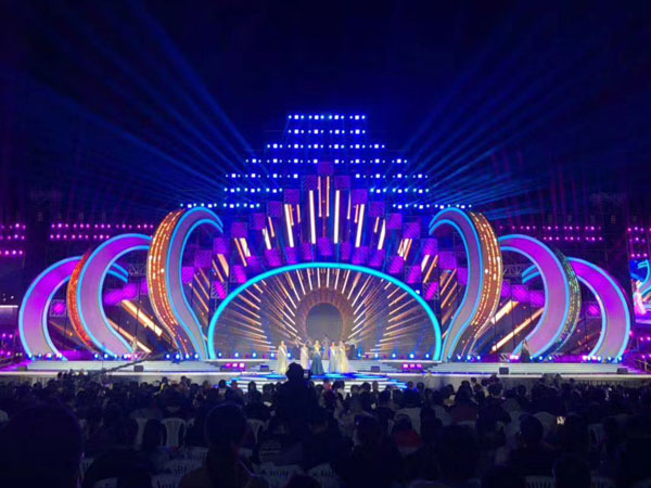 音響租賃價格哪家低？還需考慮以下兩點。