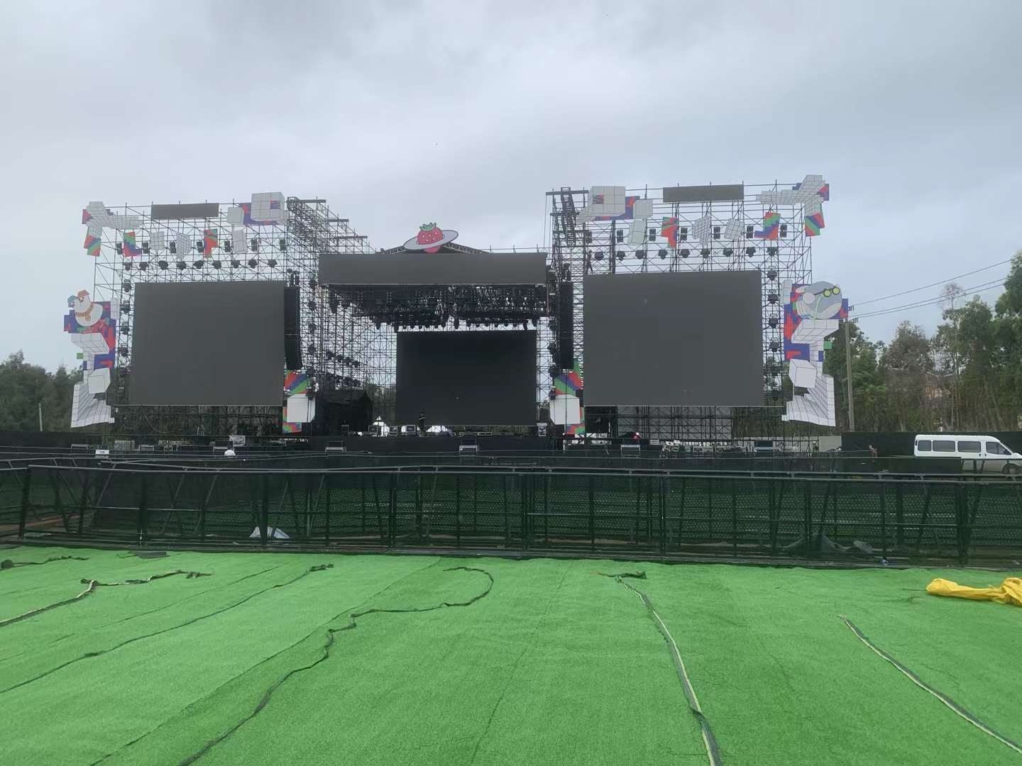 寧波雷亞架租賃專(zhuān)業(yè)服務(wù)商鑫禾舞美