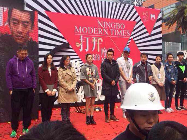 舞臺搭建公司大型戶外演出安防工作很重要。