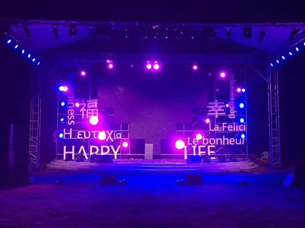 鑫禾舞美提供什么服務(wù)，用戶評價怎么樣？