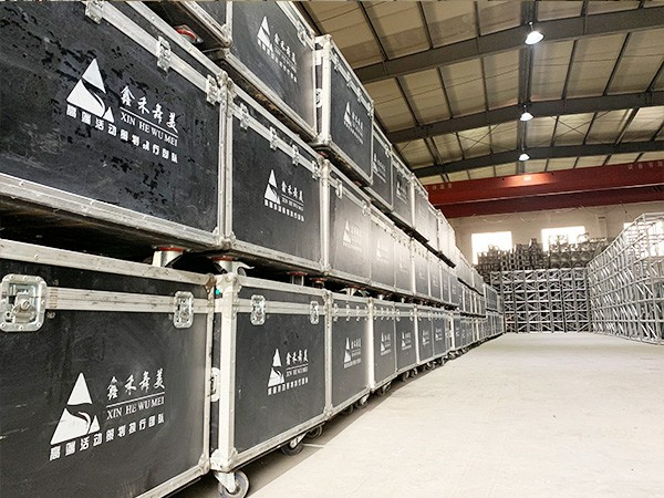 選擇寧波燈光設備租賃時要慎重