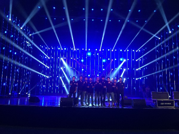 選擇哪家舞臺燈光租賃供應商更實惠便捷？