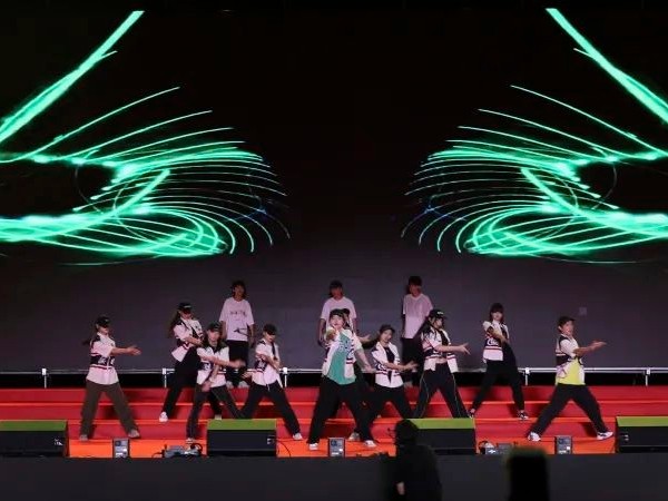 舞美燈光租賃公司是如何打造高品質(zhì)盛宴的？