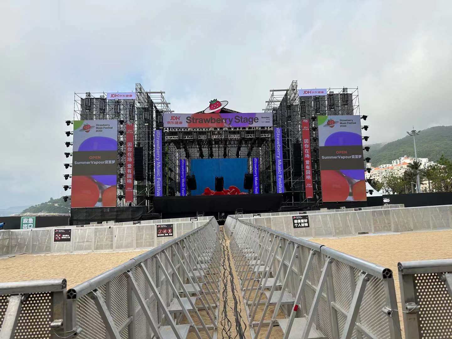 主辦方想要舞美燈光租賃效果好應(yīng)做好什么？