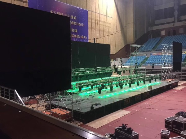 節(jié)約寧波燈光租賃成本為演出創(chuàng)造更大利潤