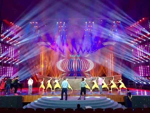 演出活動(dòng)常見燈光音響租賃產(chǎn)品有哪些